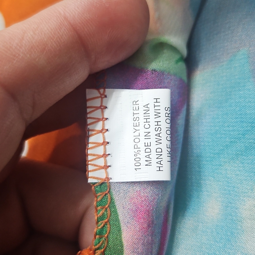 Floral Rose Print Sarong - Picture 2 of 3